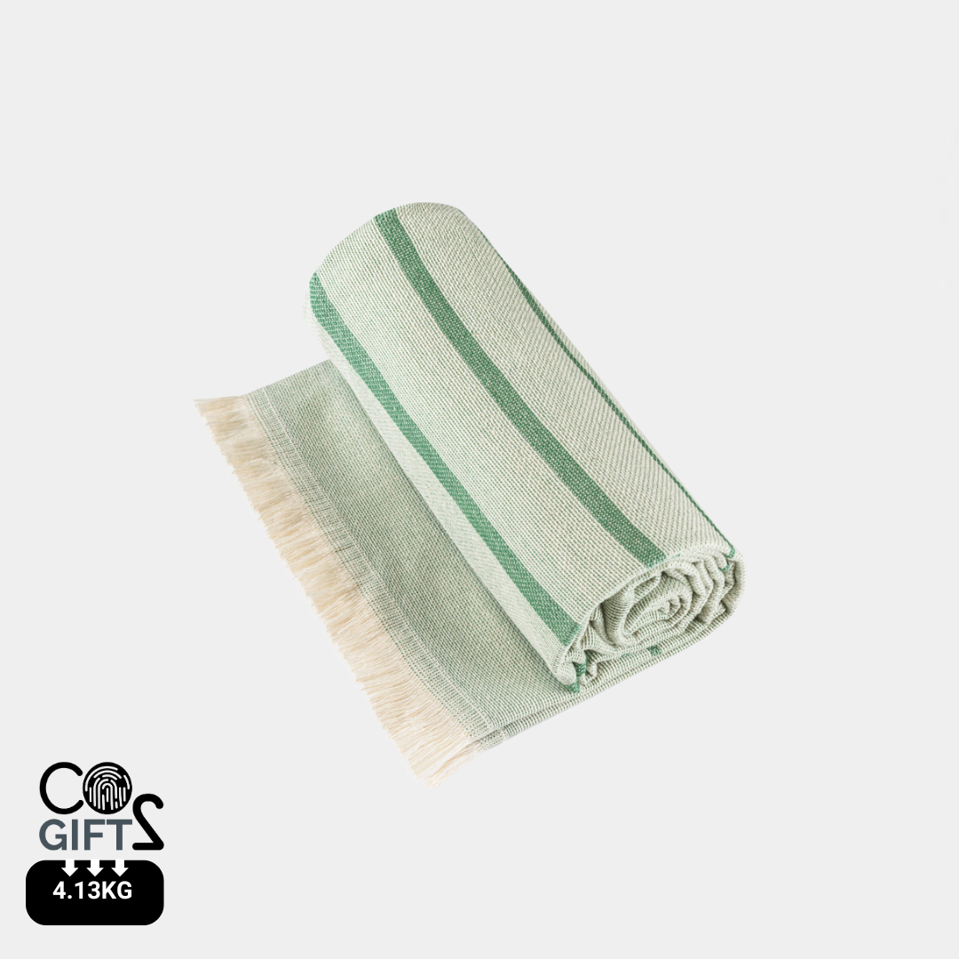 Toalla multifuncional ecológica fabricada en Europa con algodón reciclado y algodón ligero, ideal para merchandising sostenible.